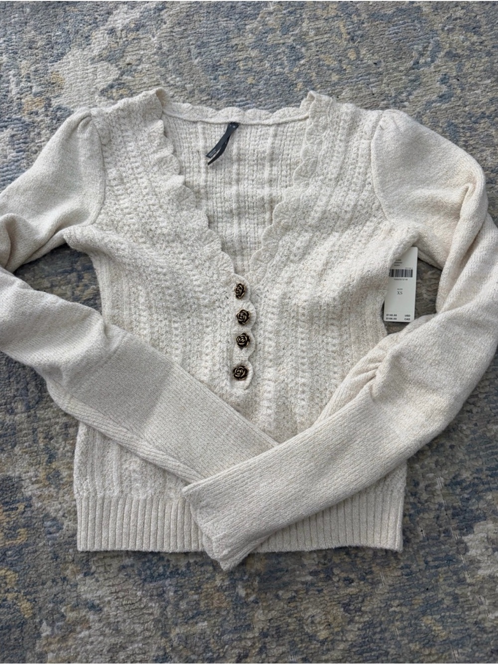 Nwt scallop vneck pointelle sweater - Picture 5 of 7